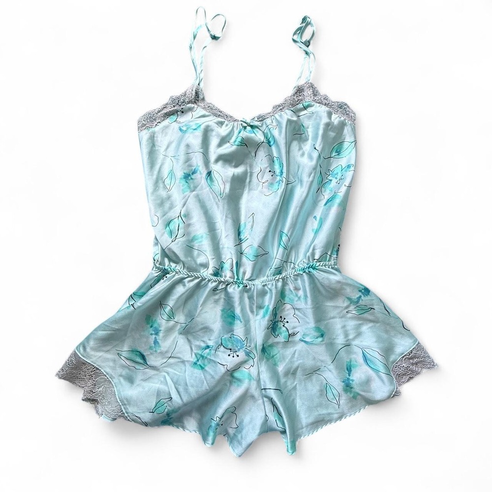 Kate Spade New York blue & white floral lace babydoll rompe